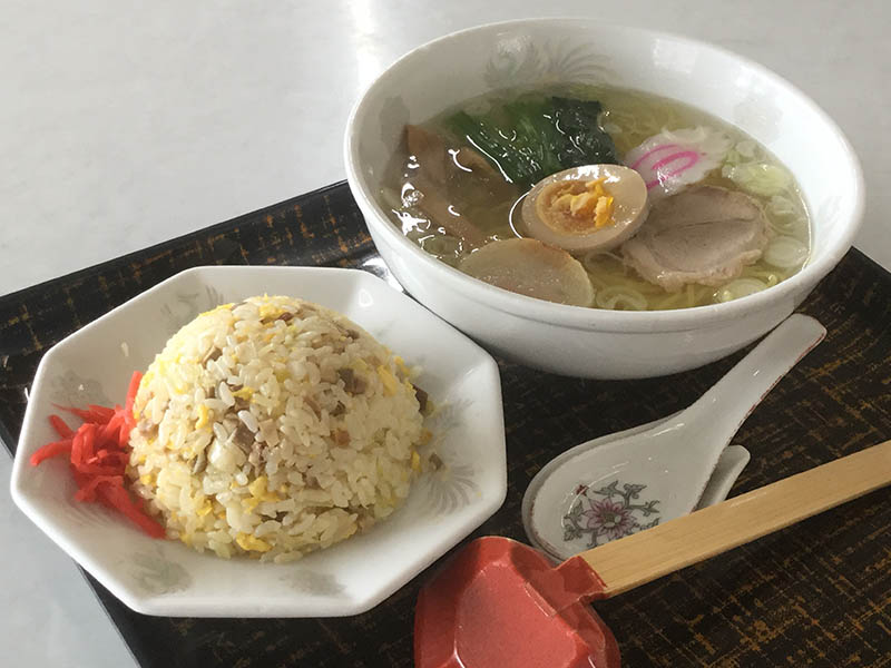 平成30年　函館市　棒二森屋　レストラン和家　半チャーハンセット